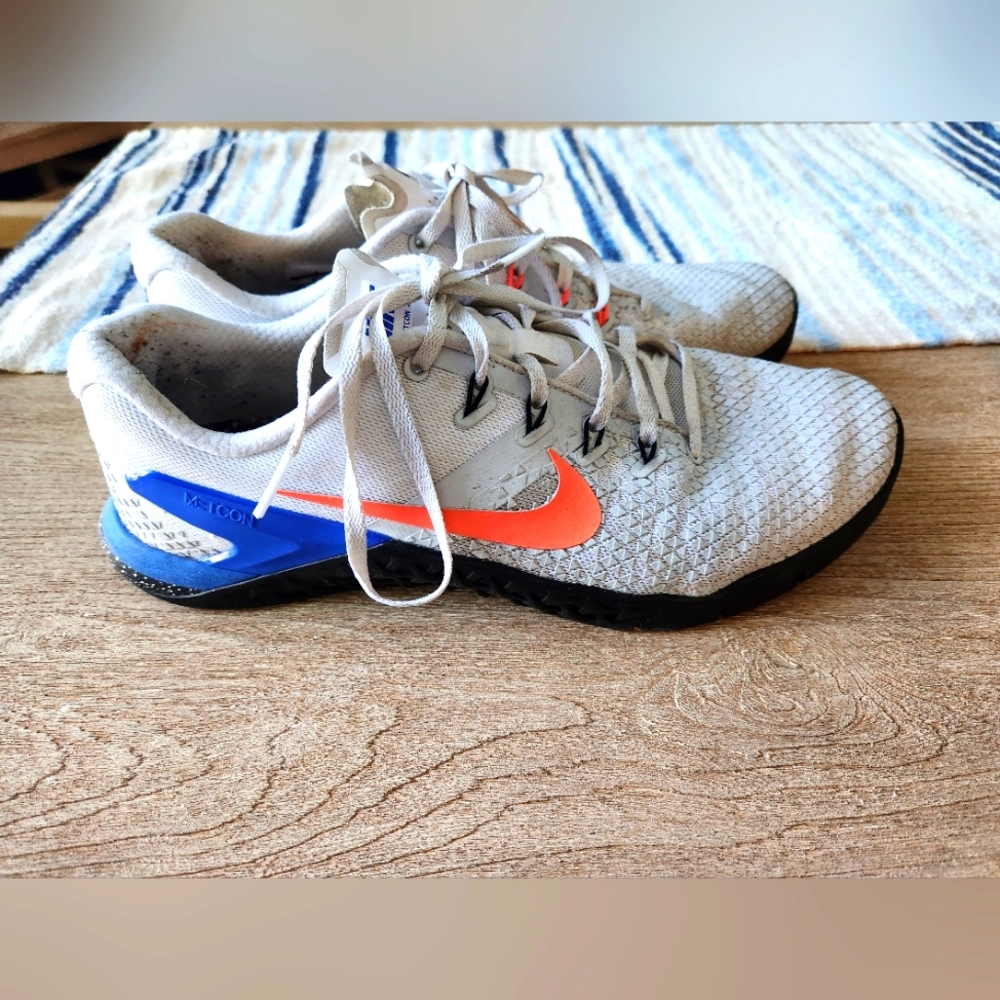 Men's Nike Metcon, size 11